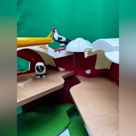 Big Red Barn - Animal Farm Playset for Toddlers 3 Years Up Dark Red By Battat - Picture 11 of 16